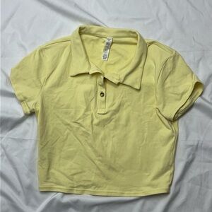 ALO Yoga Pale Lemon Short Sleeve Polo Crop Top